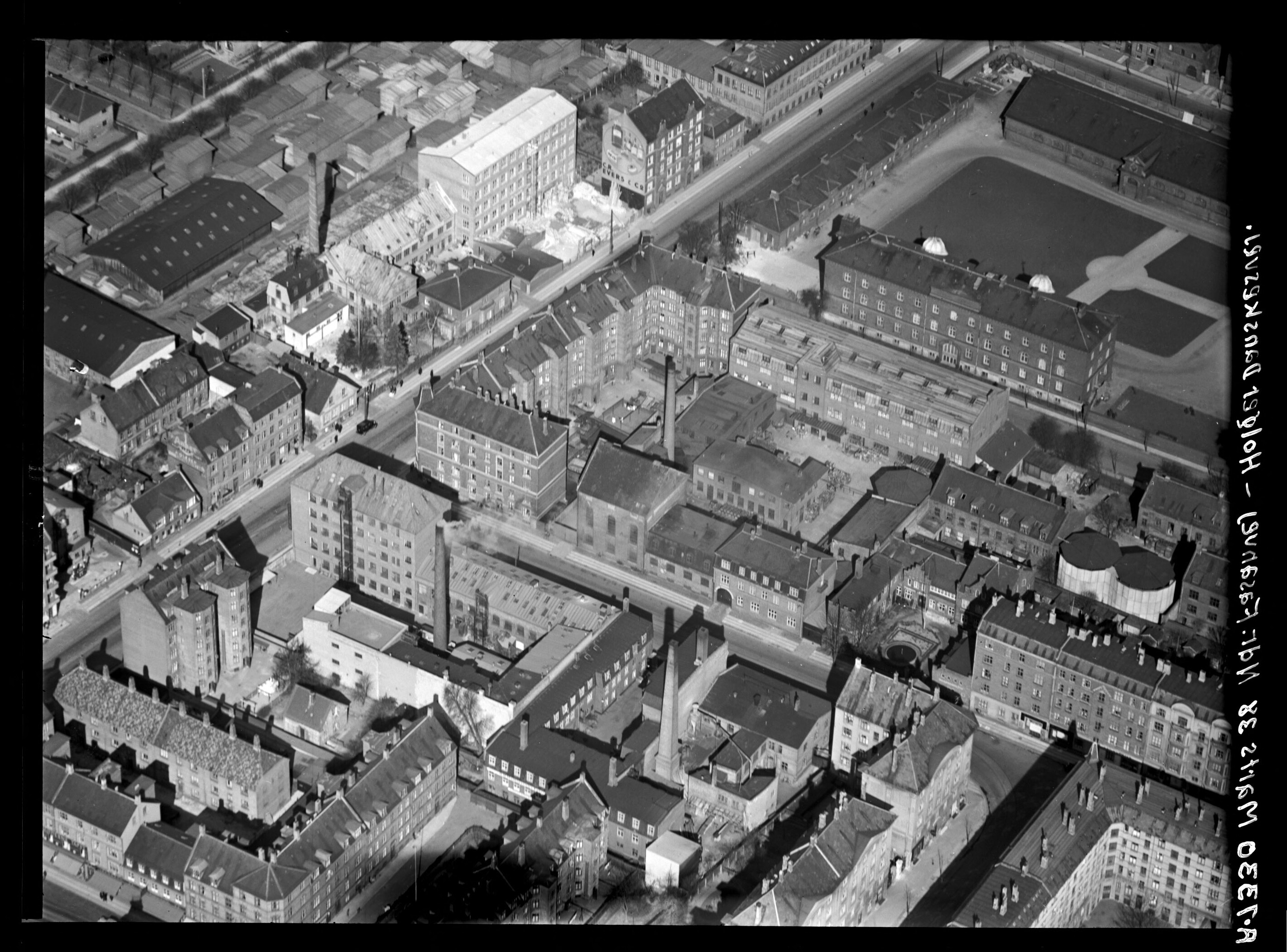 Skråfoto fra 1938 taget 98 meter fra Duevej 18, 4. th