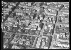 thumbnail: Skråfoto fra 1938 taget 124 meter fra Ålborggade 11, 1. th