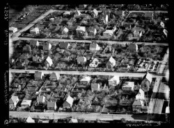 thumbnail: Skråfoto fra 1937 taget 102 meter fra Skovstjernevej 17, 2. 2
