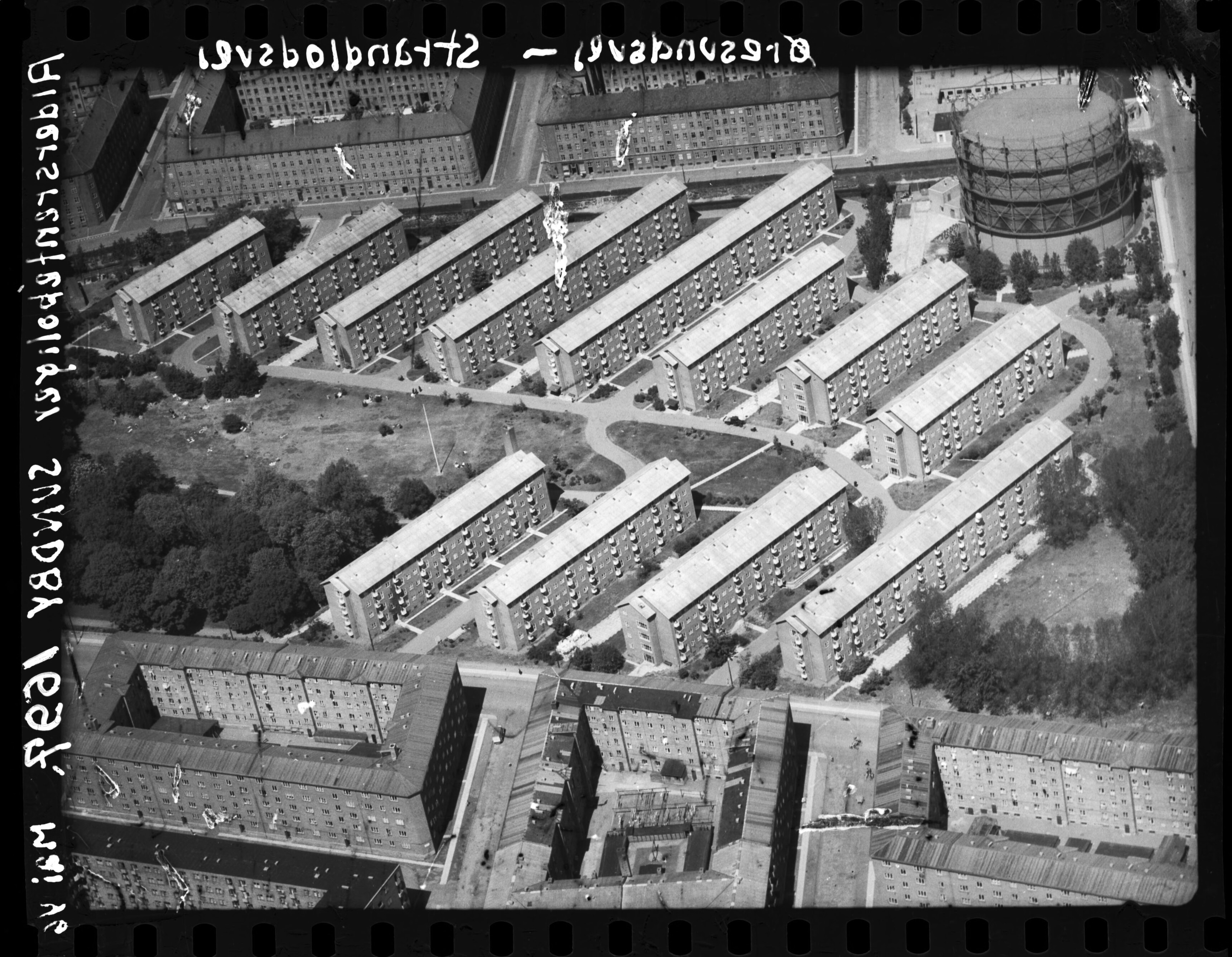 Skråfoto fra 1946 taget 76 meter fra Milanovej 8B, 2. tv