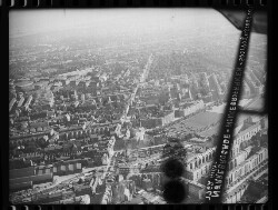 thumbnail: Skråfoto fra 1946 taget 43 meter fra Borgmestervangen 9, 1. 5