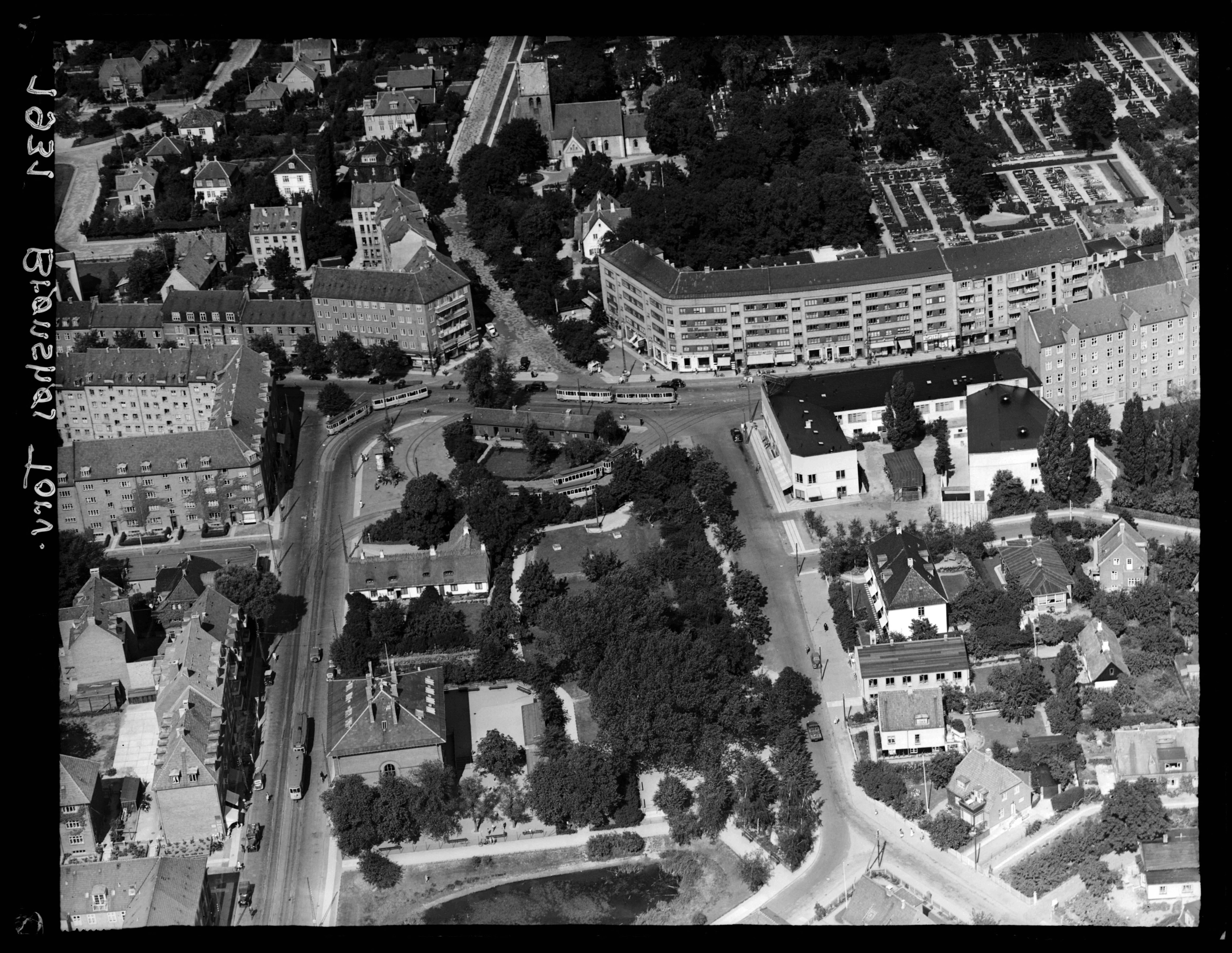 Skråfoto fra 1932-1967 taget 55 meter fra Brønshøjvej 2B