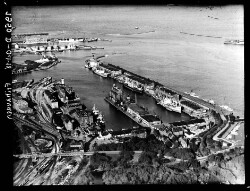 thumbnail: Skråfoto fra 1948 taget 10 meter fra Langelinie Allé 44