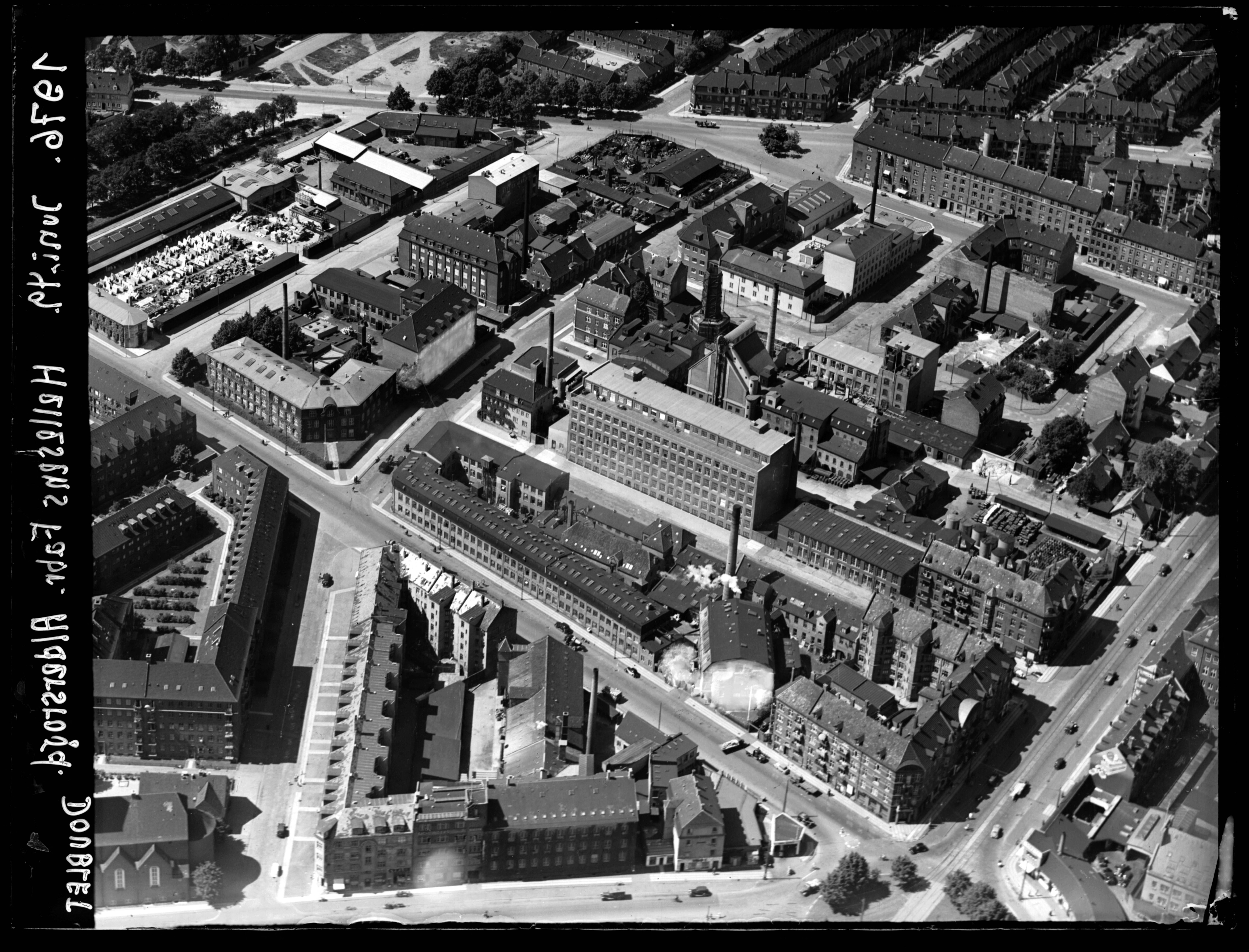 Skråfoto fra 1949 taget 24 meter fra Aldersrogade 9, st. tv