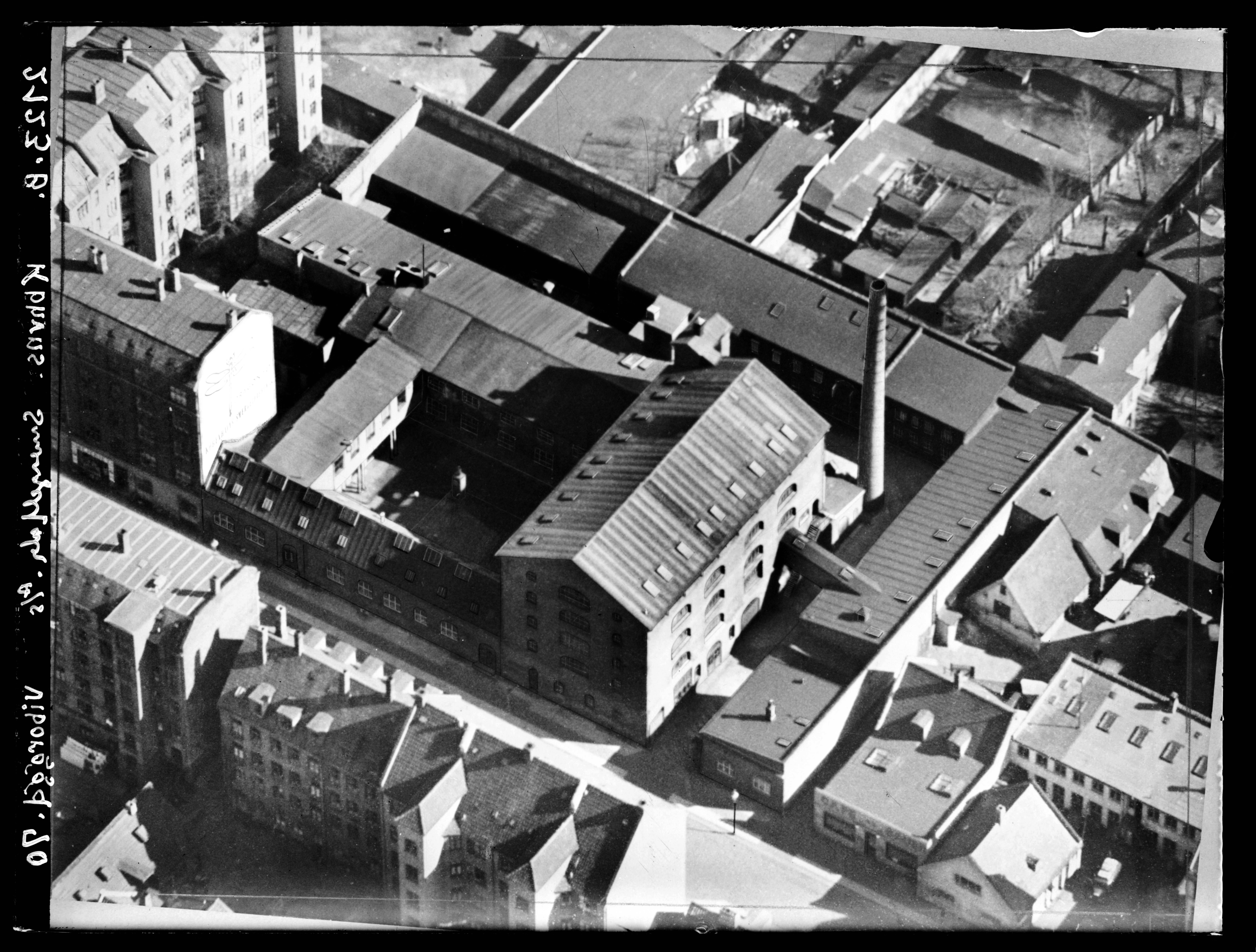 Skråfoto fra 1952 taget 35 meter fra Viborggade 57, 2. 