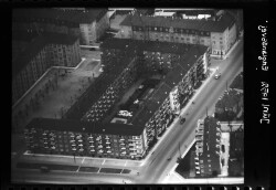 thumbnail: Skråfoto fra 1952 taget 40 meter fra Peder Lykkes Vej 49A, 1. 9