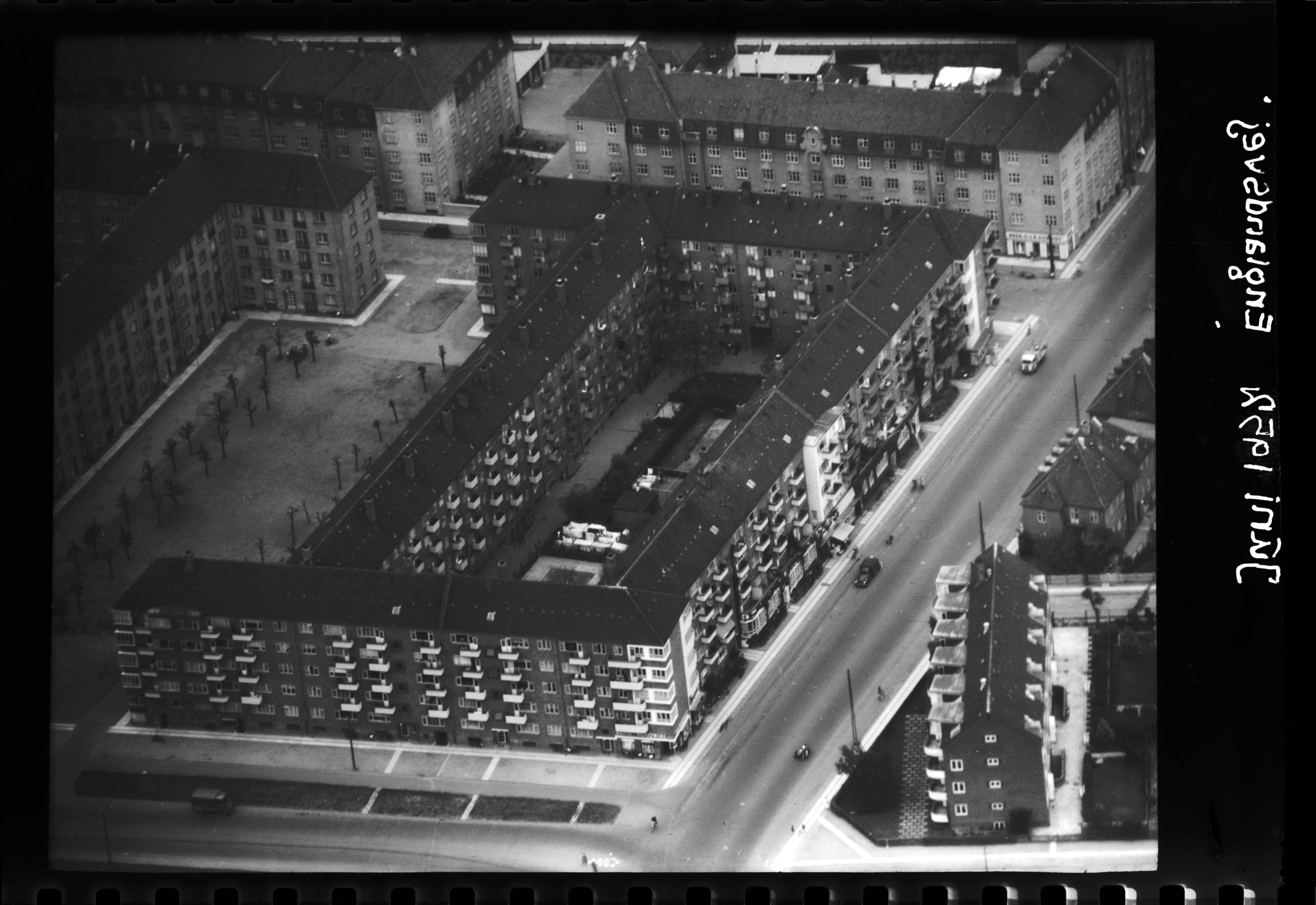 Skråfoto fra 1952 taget 53 meter fra Peder Lykkes Vej 55, 3. tv