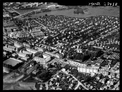 thumbnail: Skråfoto fra 1952 taget 30 meter fra Brønshøj Kirkevej 4, 2. tv