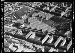 thumbnail: Skråfoto fra 1932-1967 taget 31 meter fra Nyrnberggade 51, 4. th