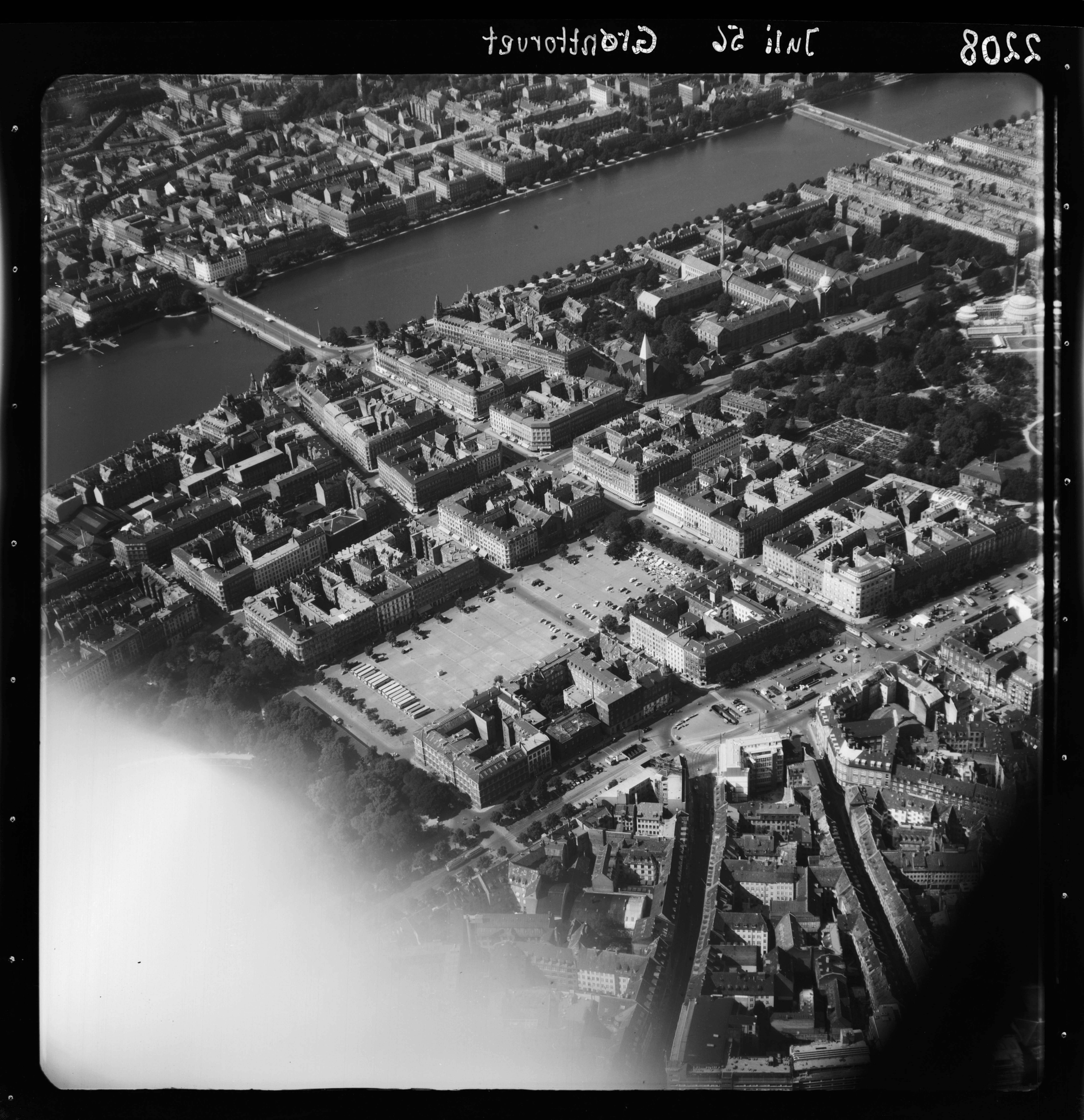 Skråfoto fra 1956 taget 169 meter fra Gothersgade 157, 4. th
