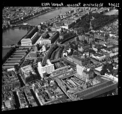 thumbnail: Skråfoto fra 1953 taget 85 meter fra Vester Farimagsgade 6, 5. 5430