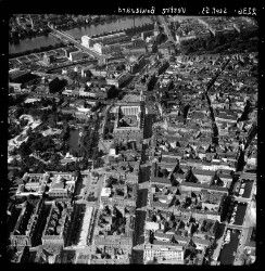 thumbnail: Skråfoto fra 1953 taget 91 meter fra Rådhuspladsen 37