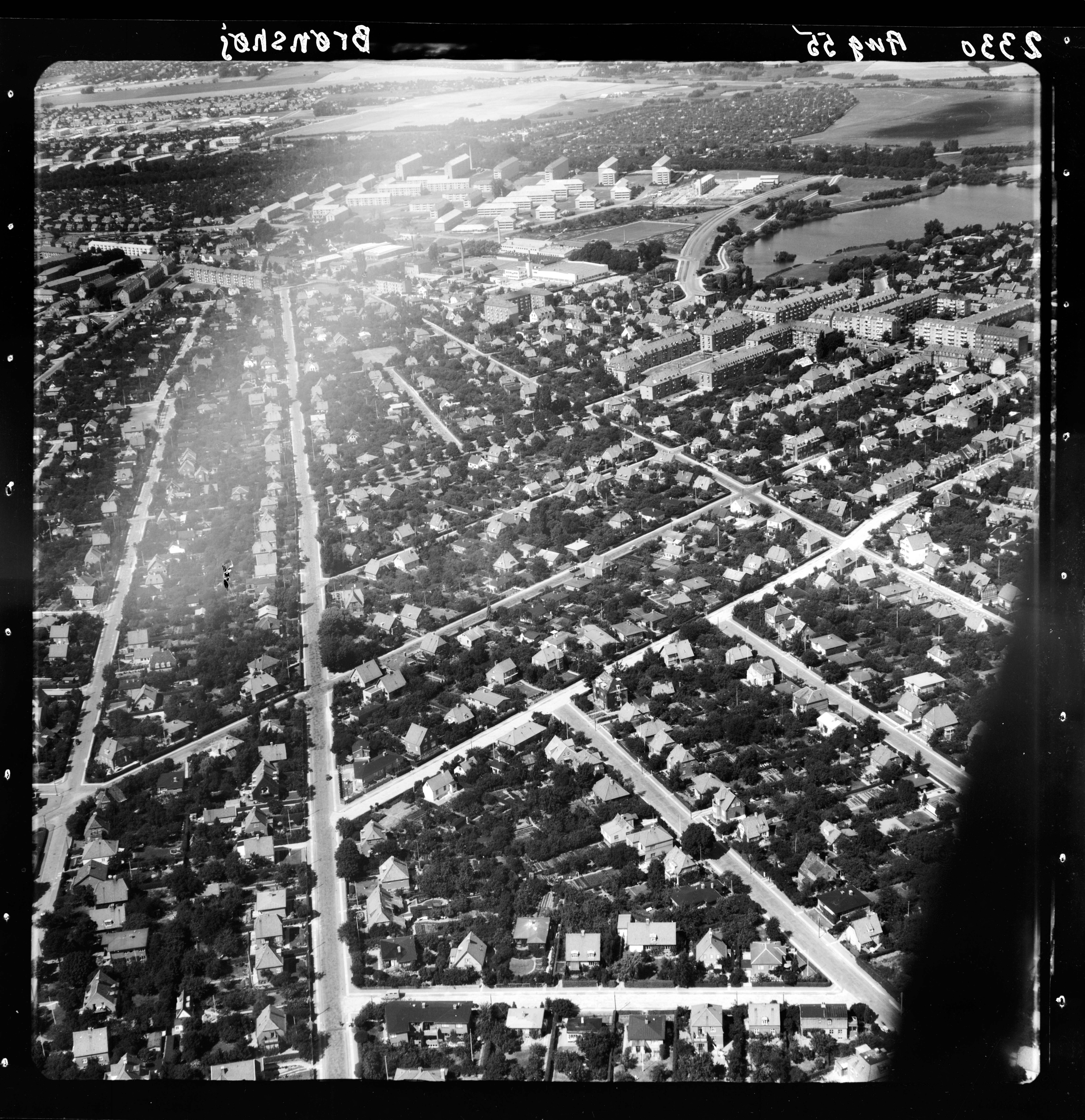 Skråfoto fra 1955 taget 167 meter fra Knabstrupvej 37
