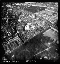 thumbnail: Skråfoto fra 1956 taget 37 meter fra Hausergade 36, 1. tv
