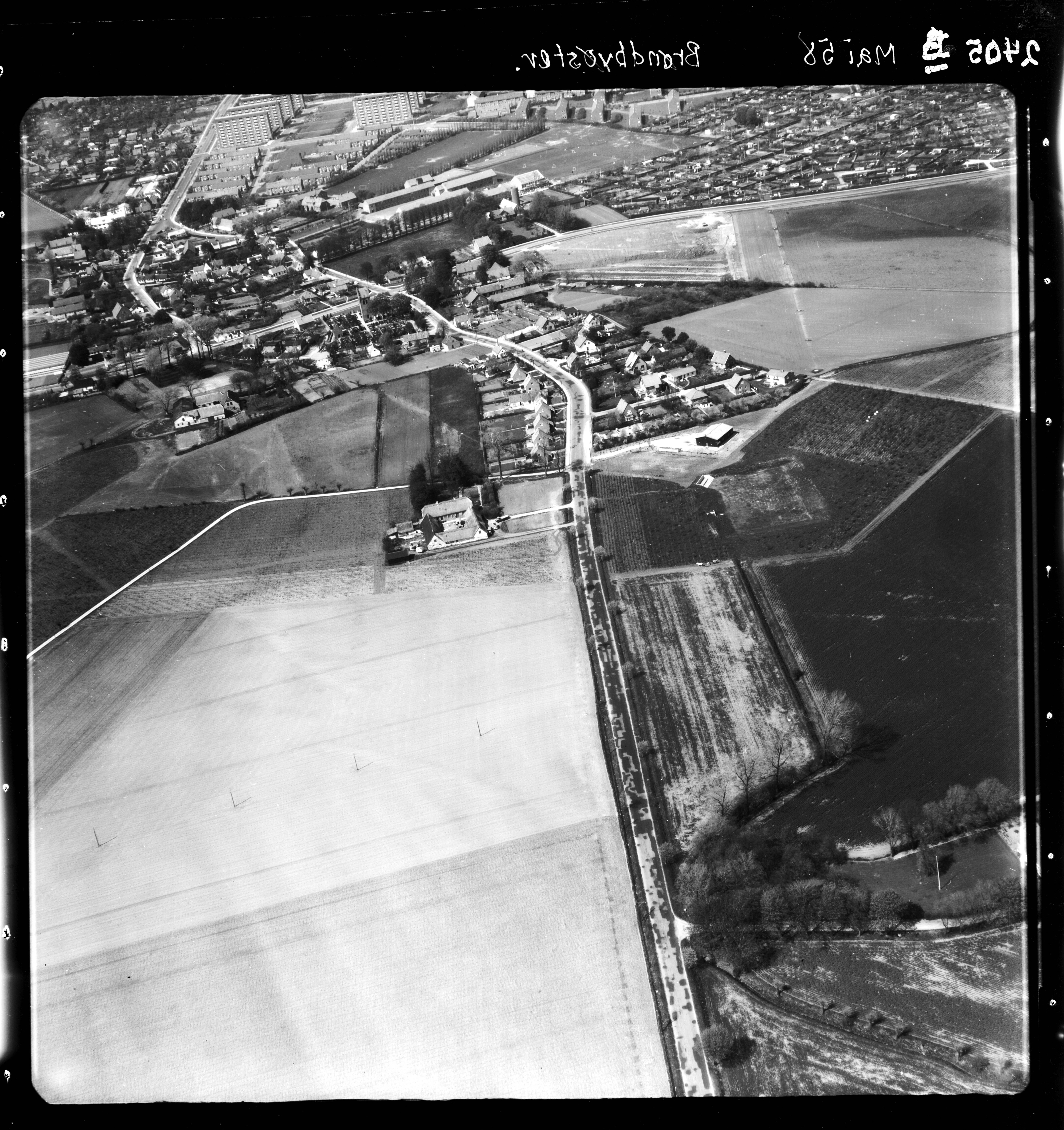 Skråfoto fra 1958 taget 28 meter fra Brøndbyøstervej 126