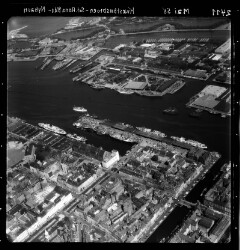 thumbnail: Skråfoto fra 1958 taget 63 meter fra Nyhavn 69