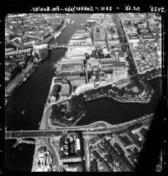 thumbnail: Skråfoto fra 1958 taget 36 meter fra Langebrogade 6
