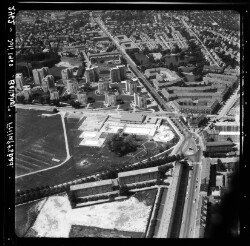 thumbnail: Skråfoto fra 1960 taget 112 meter fra Bellahøjvej 4A, 3. th