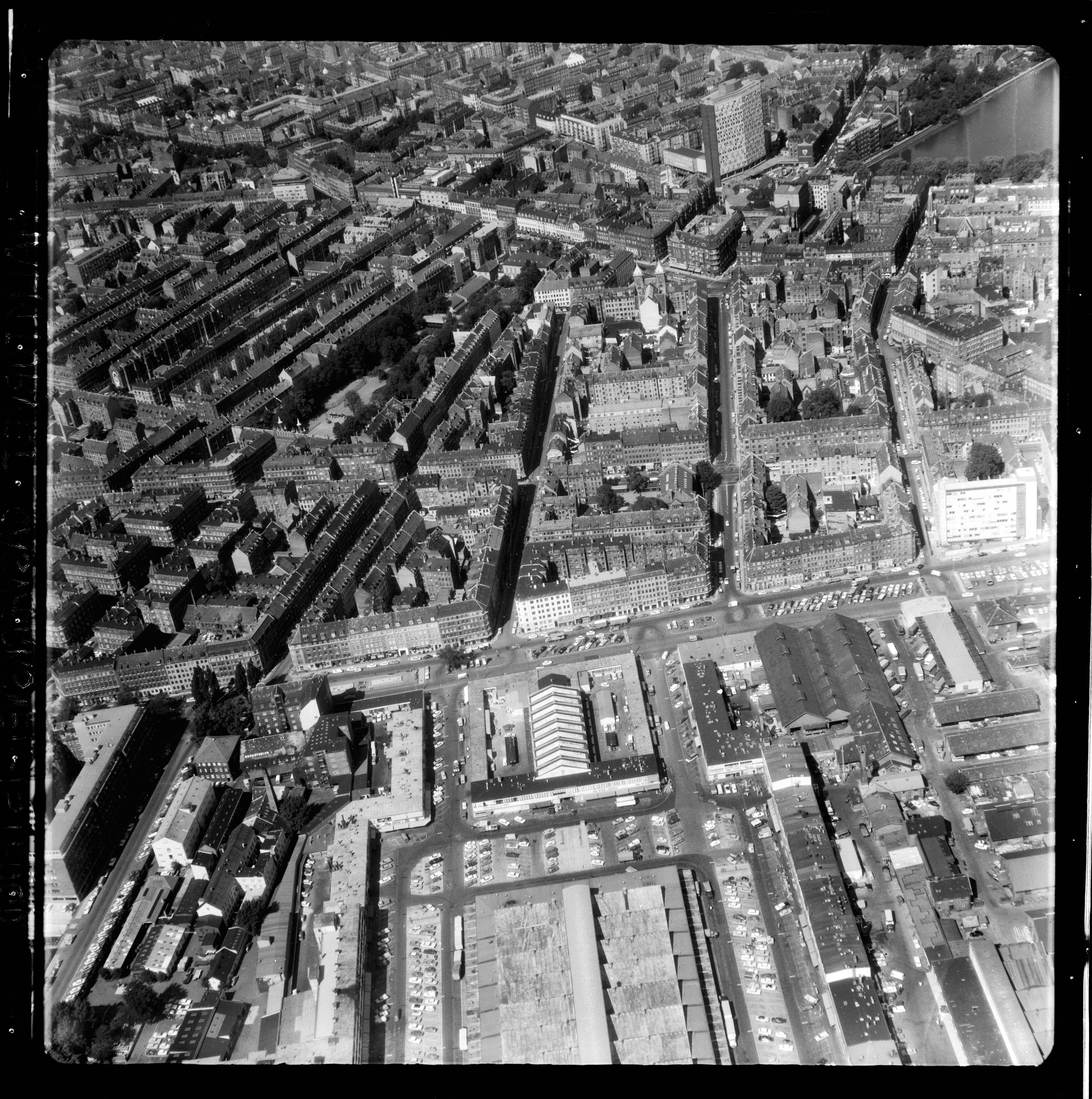 Skråfoto fra 1966 taget 58 meter fra Istedgade 42A, 1. th