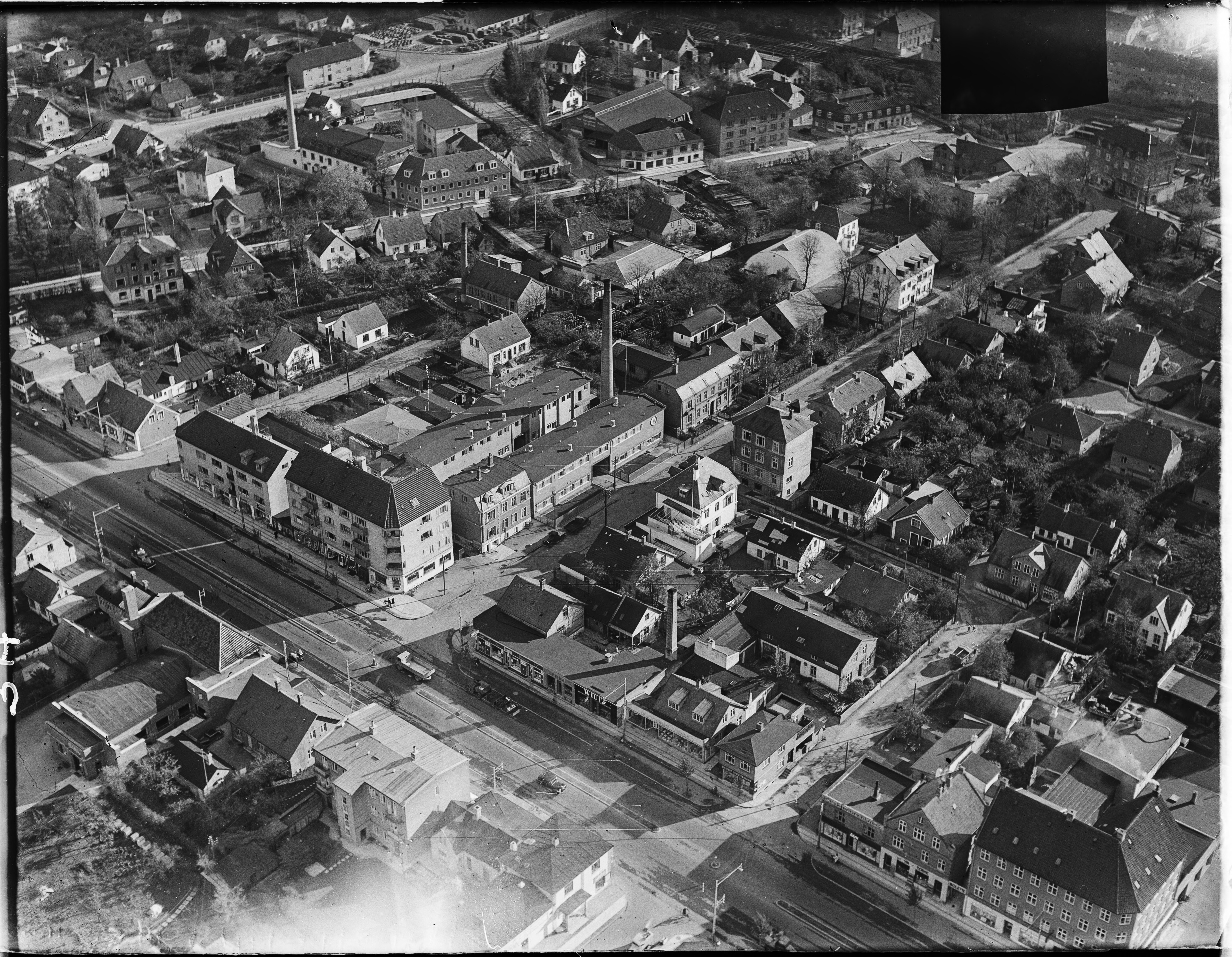 Skråfoto fra 1950-1954 taget 156 meter fra Højvangsvej 32, 1. tv