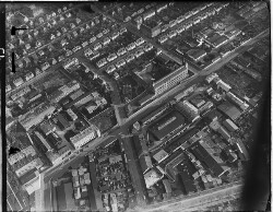 thumbnail: Skråfoto fra 1950-1954 taget 88 meter fra Gammel Køge Landevej 55