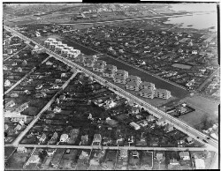 thumbnail: Skråfoto fra 1950-1954 taget 16 meter fra Gammel Køge Landevej 249A, st. 1