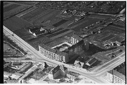thumbnail: Skråfoto fra 1950-1954 taget 82 meter fra Rågårdsminde 7, st. th