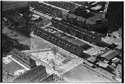 thumbnail: Skråfoto fra 1950-1954 taget 61 meter fra Sjælør Boulevard 9, 2. tv